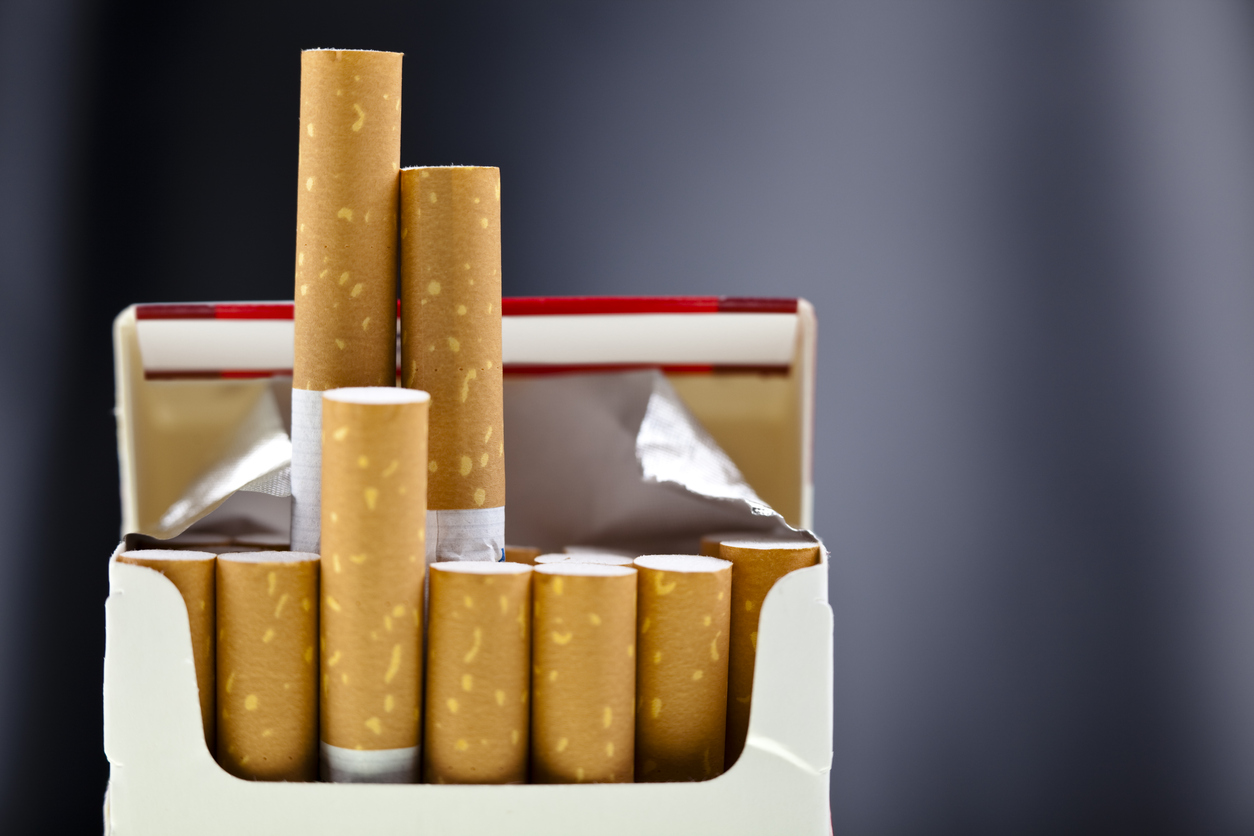 Производитель сигарет Kent и системы нагревания табака Glo уходит из России          