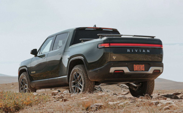 Rivian нарастила выпуск электромобилей, несмотря на проблемы с цепочкой поставок