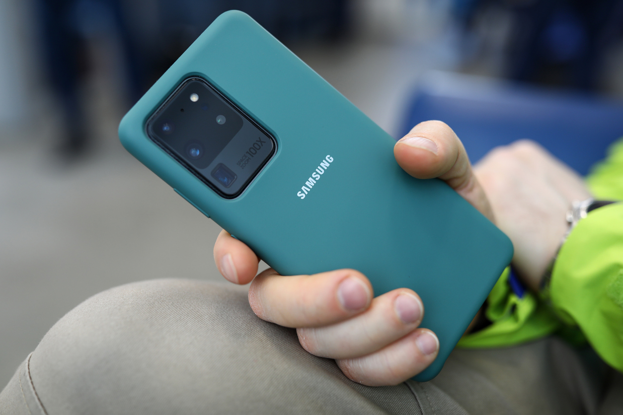 Samsung выпустит на 30 млн меньше смартфонов в 2022 году, чем планировала