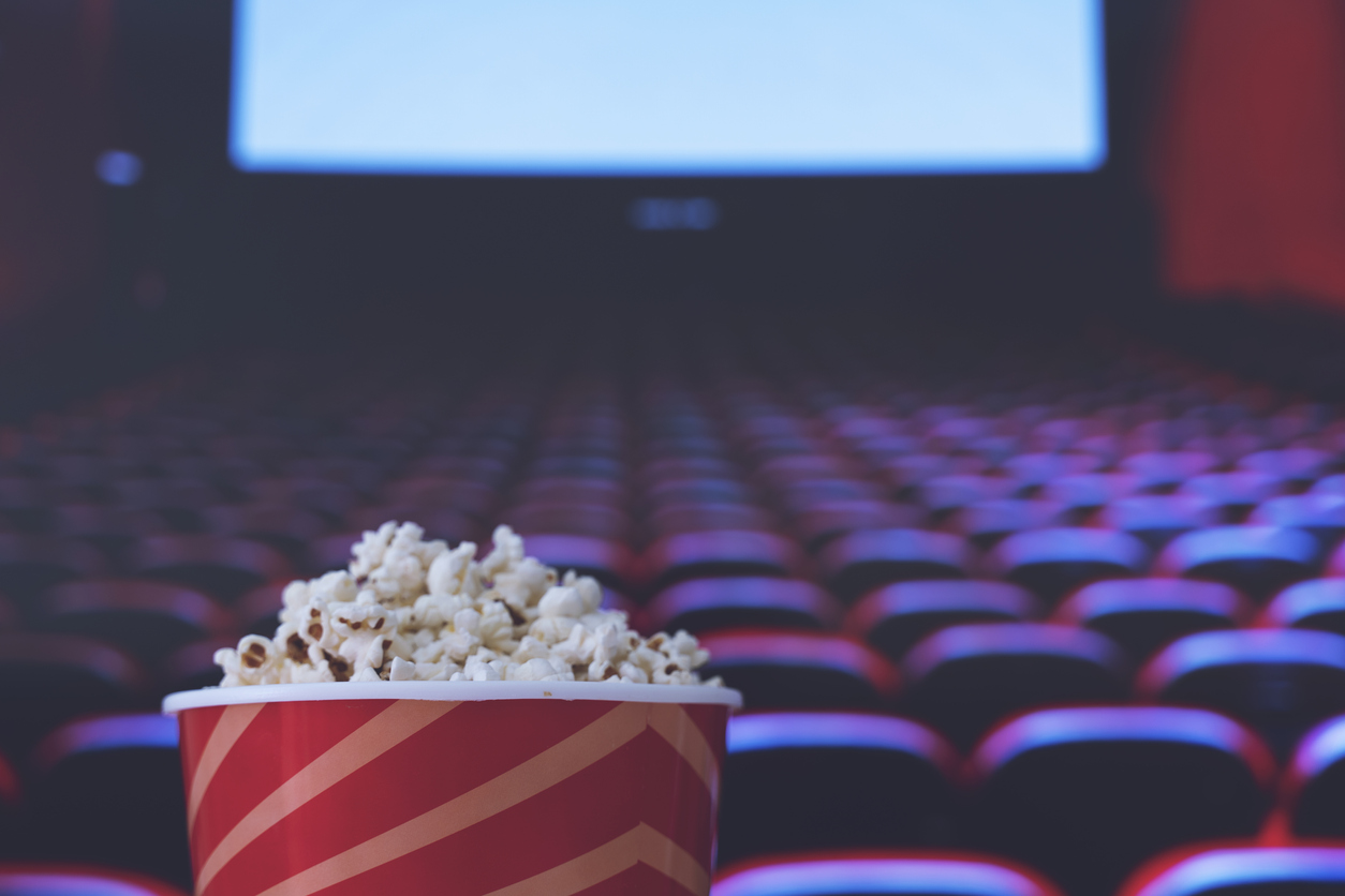 Сеть кинотеатров «Киномакс» закрыла 30 кинозалов и два кинотеатра          