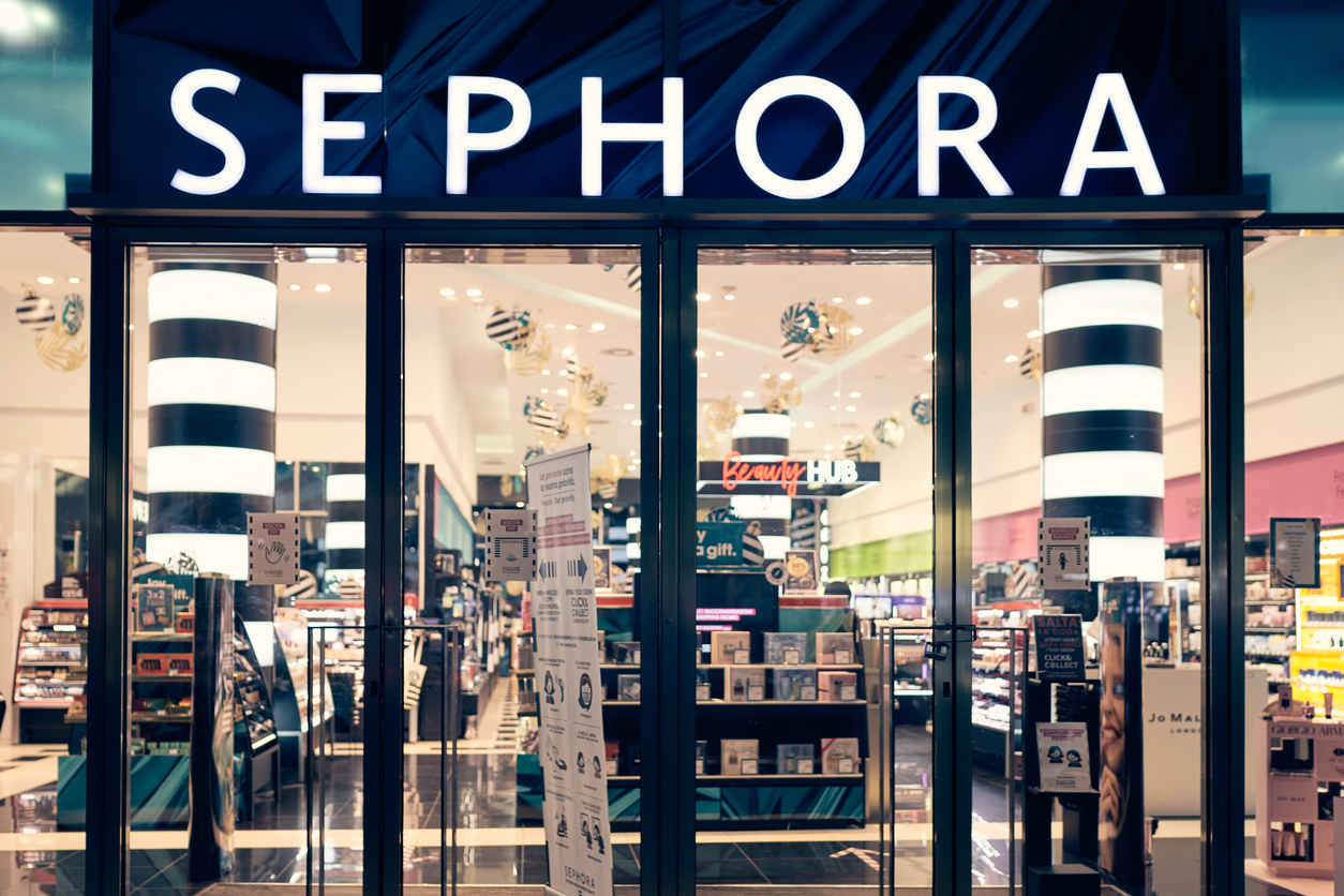 Sephora решила взыскать 297 млн руб. с RedExpress, IML и PickPoint