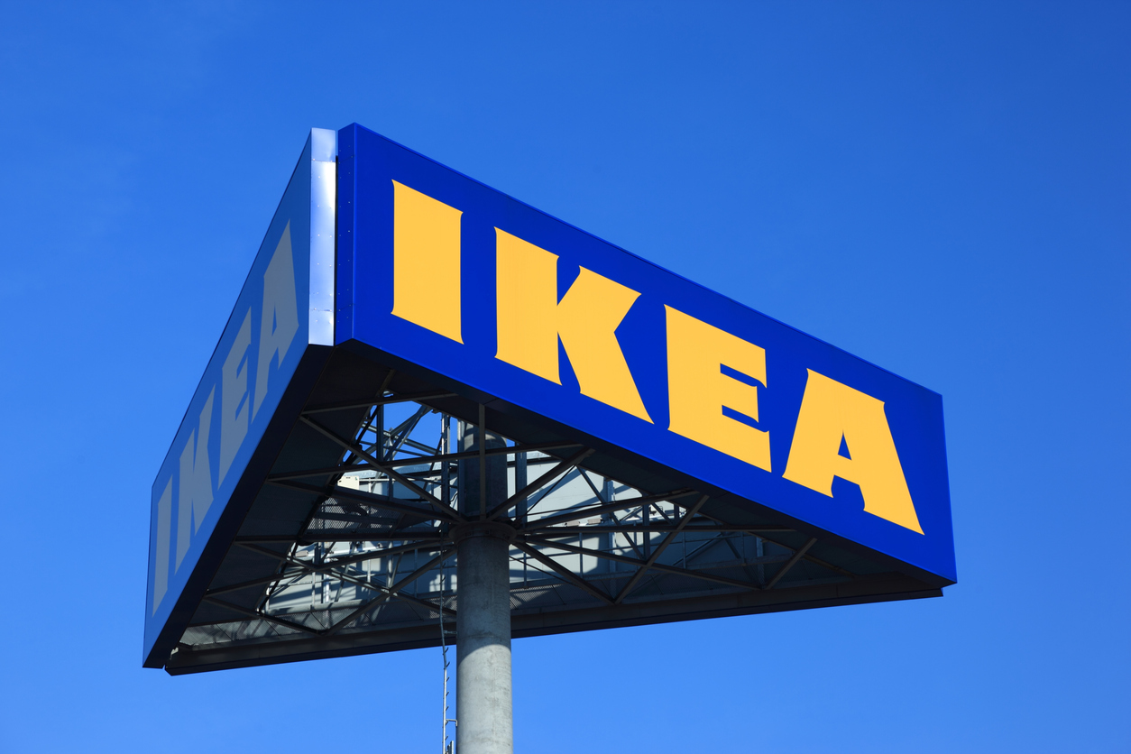 Роструд предостерег IKEA от нарушения прав сотрудников и готов проверить компанию