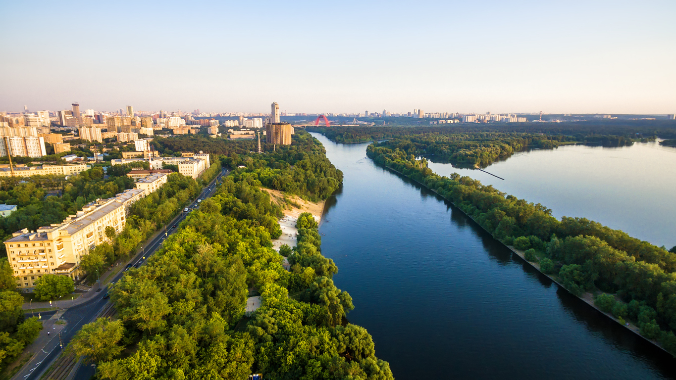 Турпоток внутри России по итогам лета восстановился до уровня 2019 года