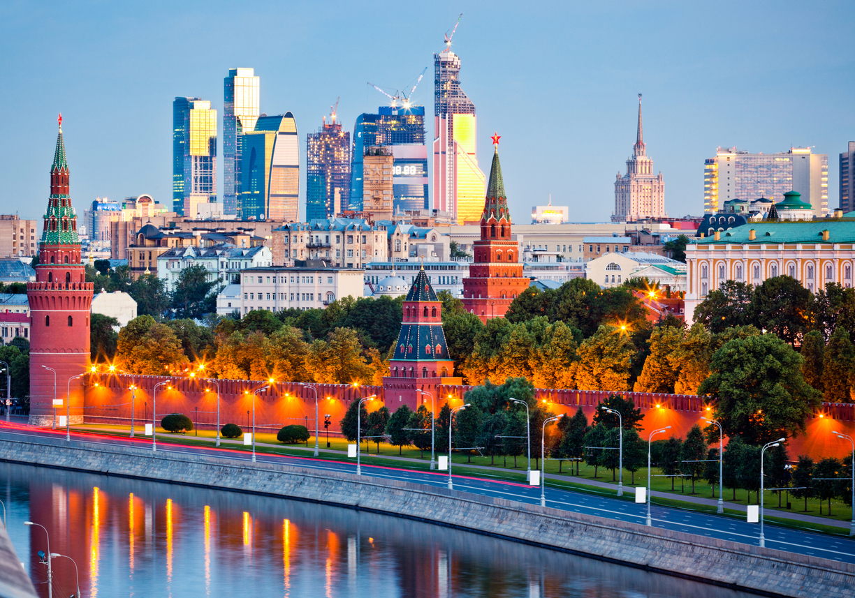 Летом в Москву приехали 6,2 млн туристов и потратили почти 252 млрд руб.          