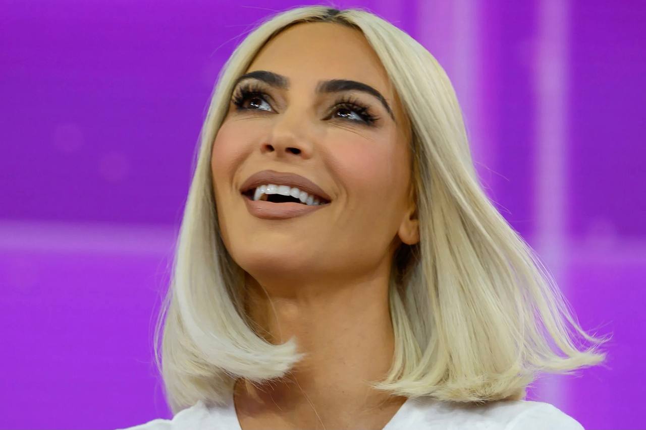 Ким Кардашьян выплатит штраф в $1,26 млн за рекламу криптовалюты в Instagram*