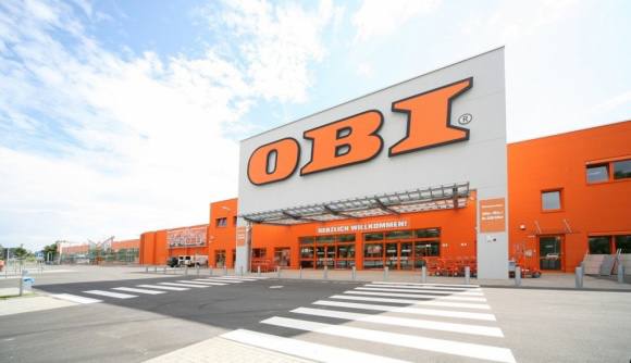 Российские магазины OBI сменят название. Среди вариантов HOBI и OBBI