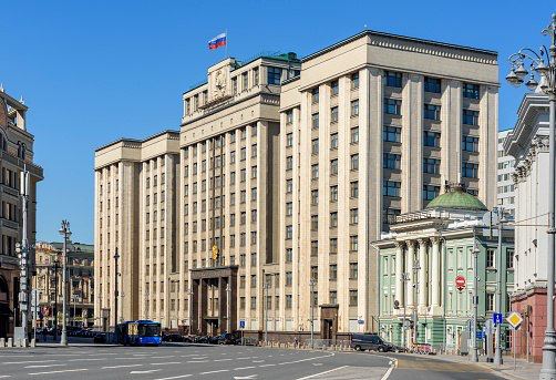 Госдума приняла в первом чтении два законопроекта о запрете пропаганды нетрадиционных сексуальных отношений