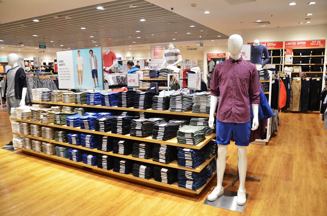 Uniqlo может закрыть некоторые магазины в России