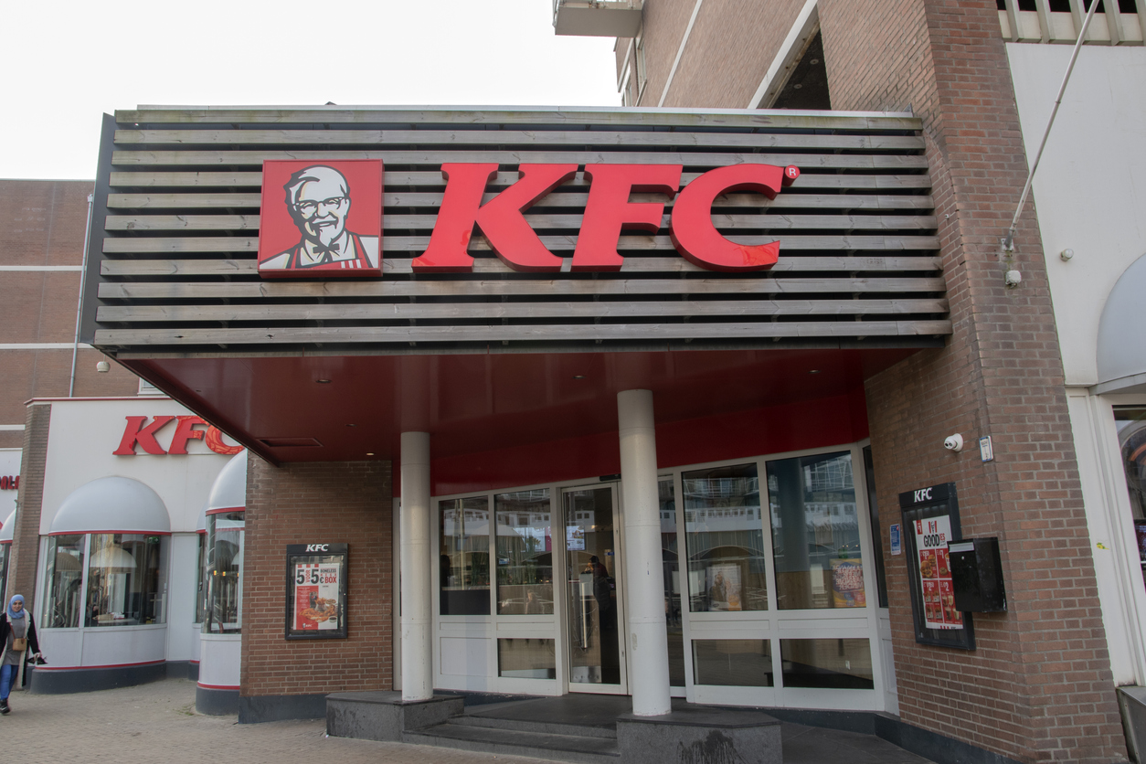 Компания Yum! Brands договорилась о продаже российских ресторанов KFC