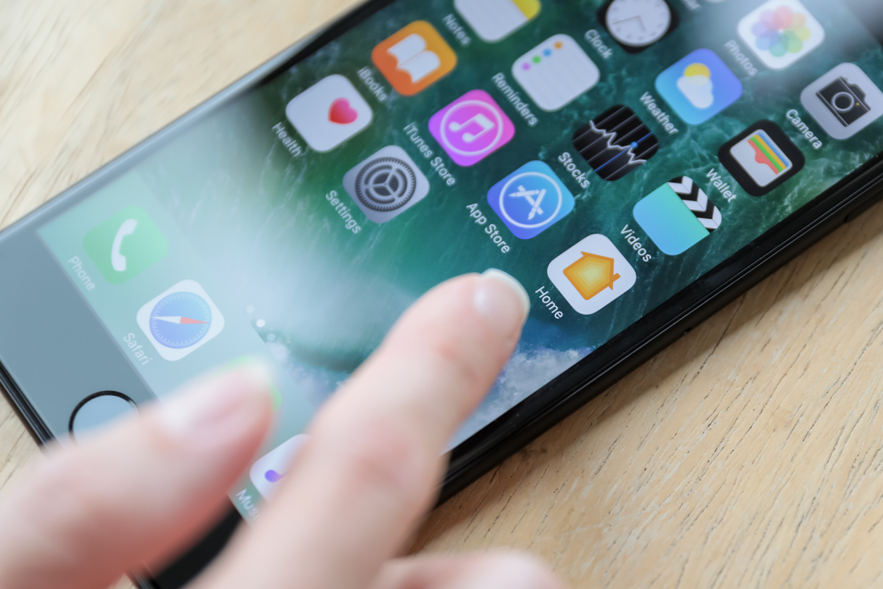 Apple подтвердила перевод iPhone на зарядку USB-C по требованию ЕС          