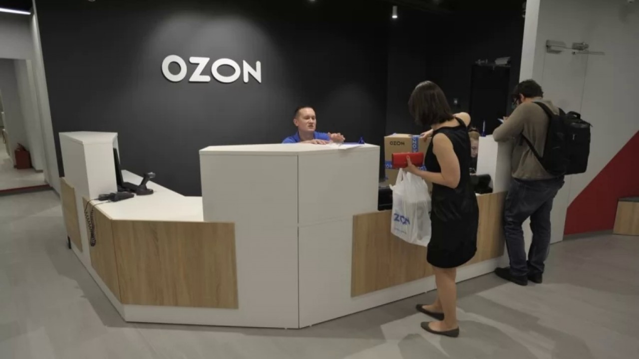 Ozon и сеть продуктовых магазинов Авокадо стали самыми популярными франшизами в России