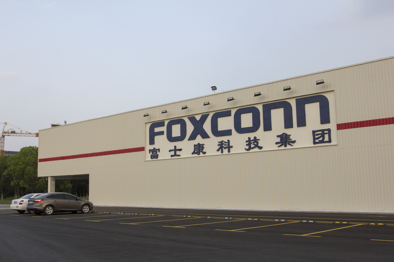Производитель iPhone Foxconn и Фонд национального благосостояния Саудовской Аравии начнут выпускать электромобили
