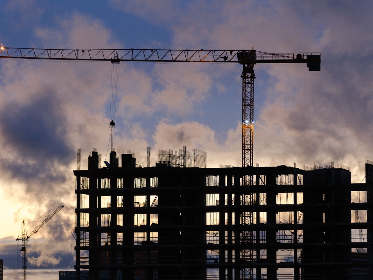 Рынок нового жилья в Москве рухнул на 20% в 2022 году