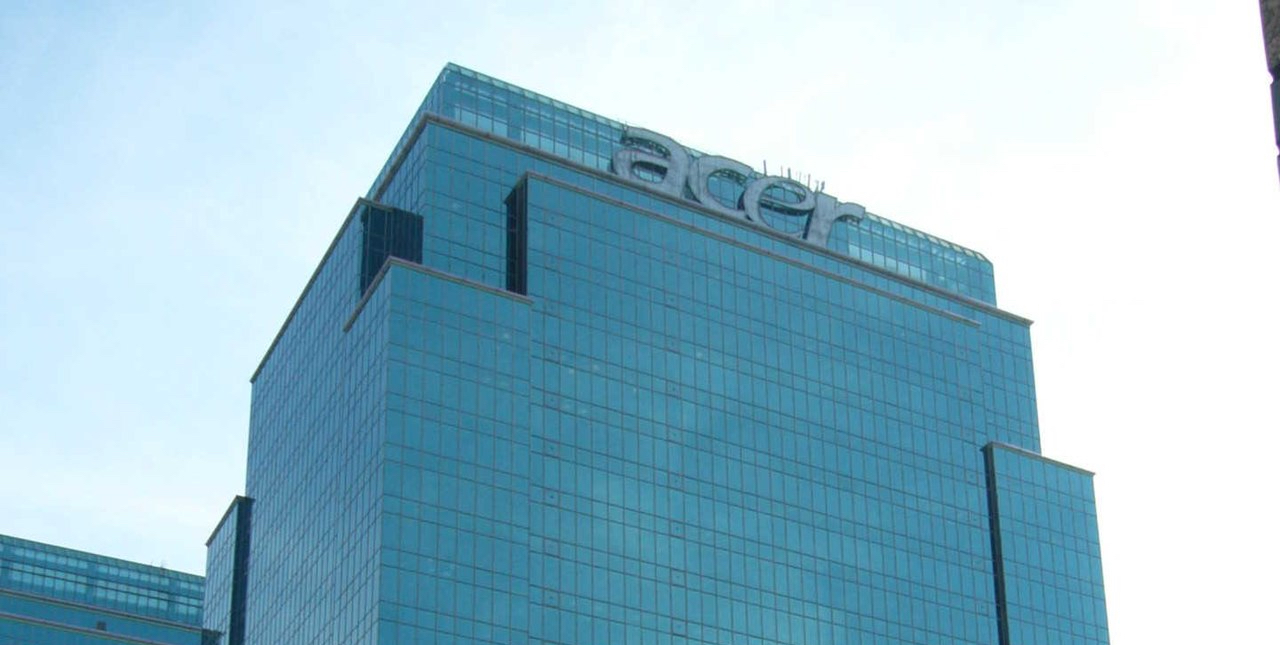 Acer представила велосипедный стол-тренажер для поддержания формы во время работы