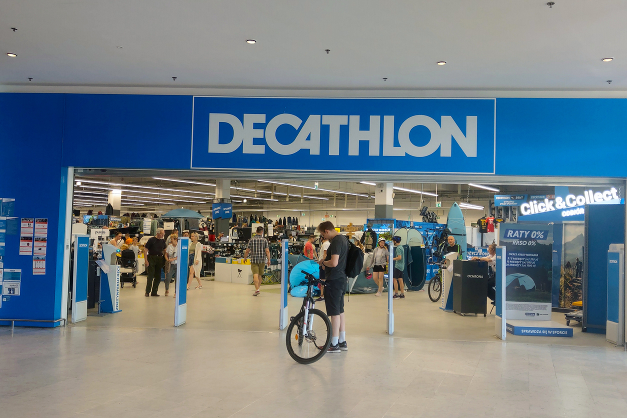 Французская сеть спортивных магазинов Decathlon продаст бизнес в России