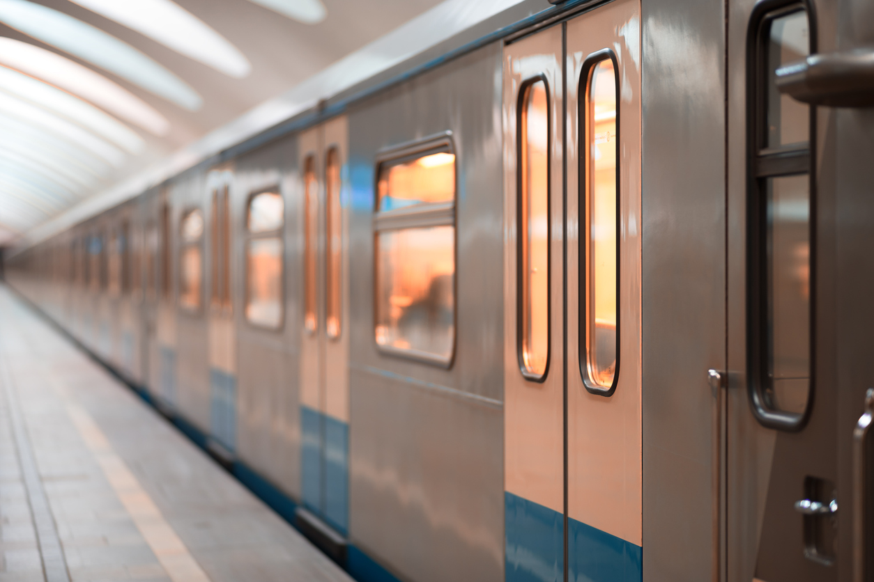 Мэр Москвы допустил запуск поездов метро с беспилотным управлением          