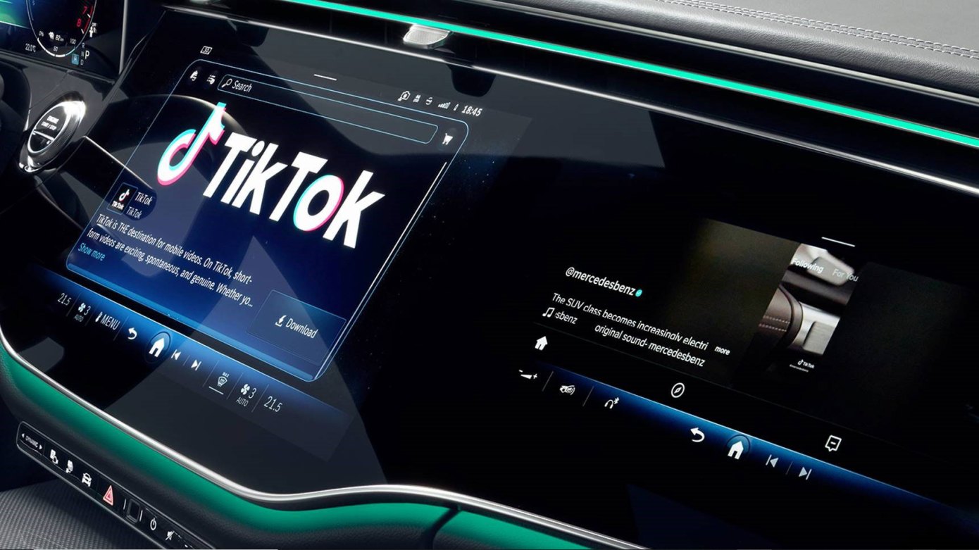 Mercedes-Benz E-Class будет показывать видео из TikTok