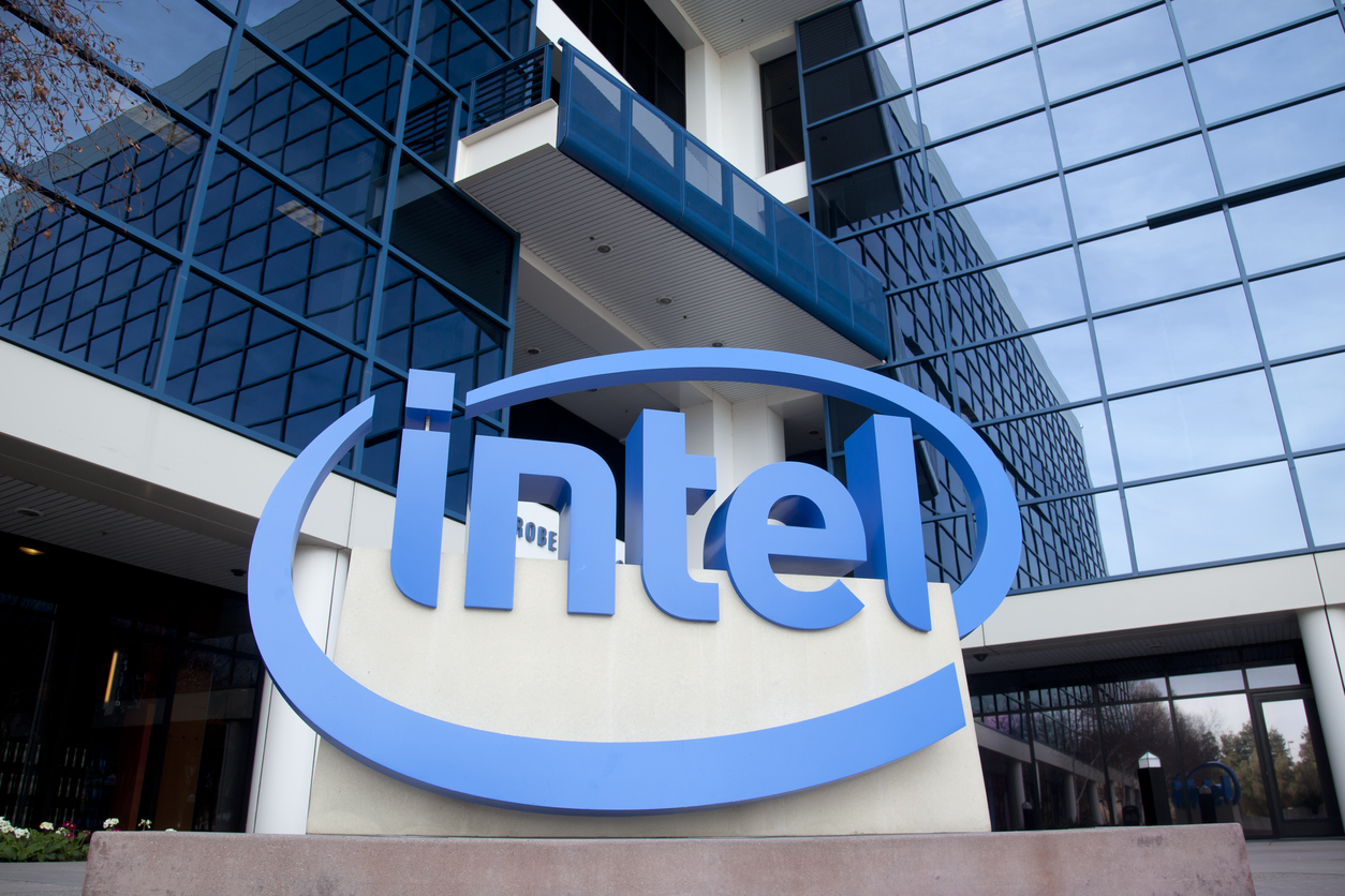 Intel сообщила о крупнейшем квартальном убытке за историю компании