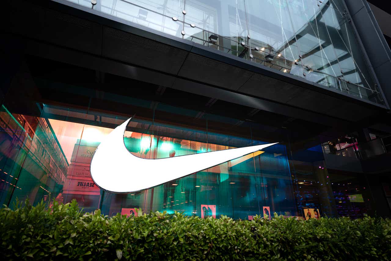 СМИ: Nike скоро выпустит первую цифровую коллекцию кроссовок