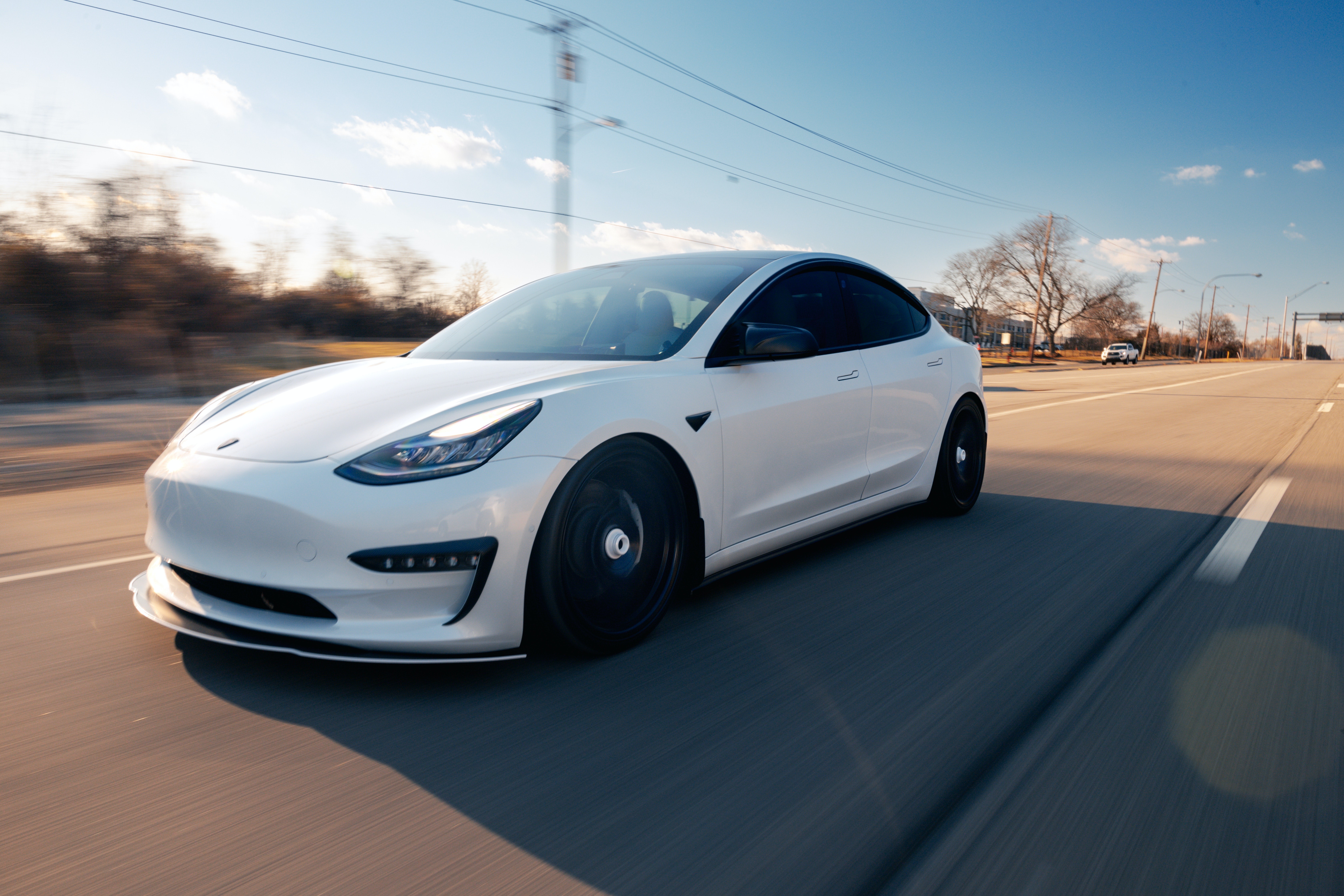 Tesla отзовет более 1 млн проданных в Китае автомобилей