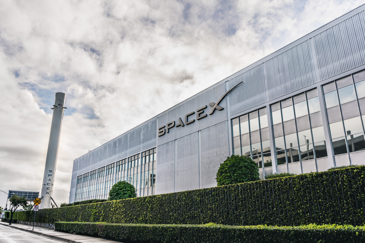 SpaceX запустила к МКС вторую в истории коммерческую миссию Ax-2 с туристами на борту