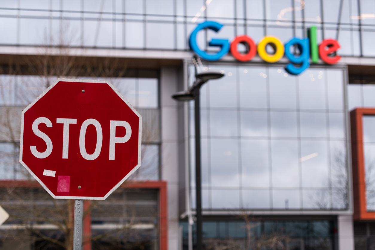 Выручка российской дочки Google упала на 82%
