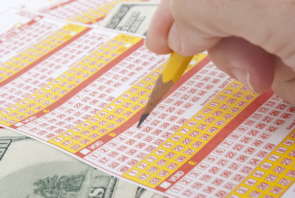 Продажи лотерейных билетов в России выросли на треть за первый квартал