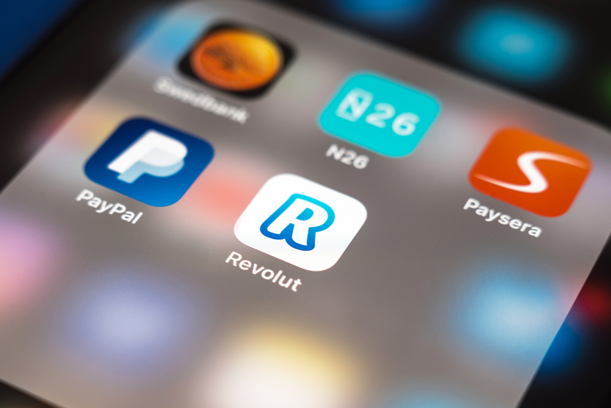 FT: Великобритания выдвинула требования к Revolut для выдачи банковской лицензии