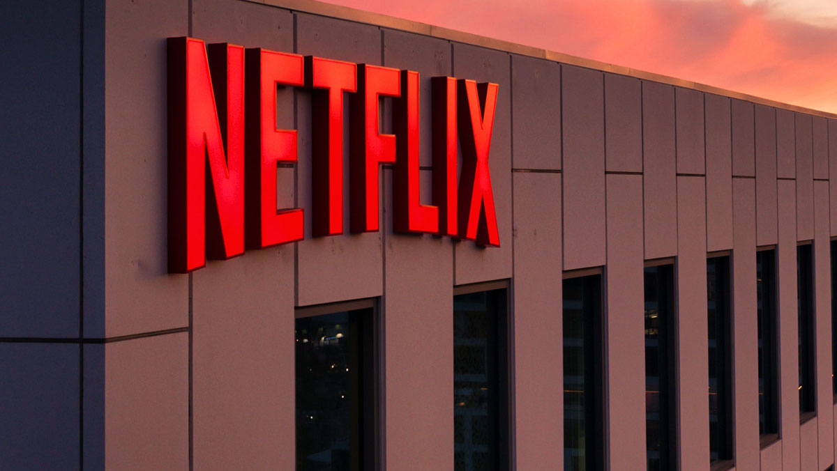 Amazon, Netflix и Meta* предложили ИИ-специалистам зарплату до $900 тыс.