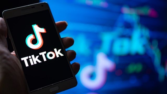TikTok становится соцсетью с e-commerce: теперь на видео будут ссылки на товары