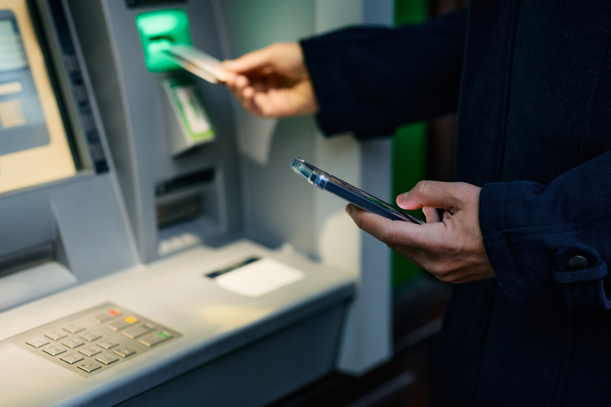 «Ситибанк» демонтирует все свои банкоматы до конца 2023 года          