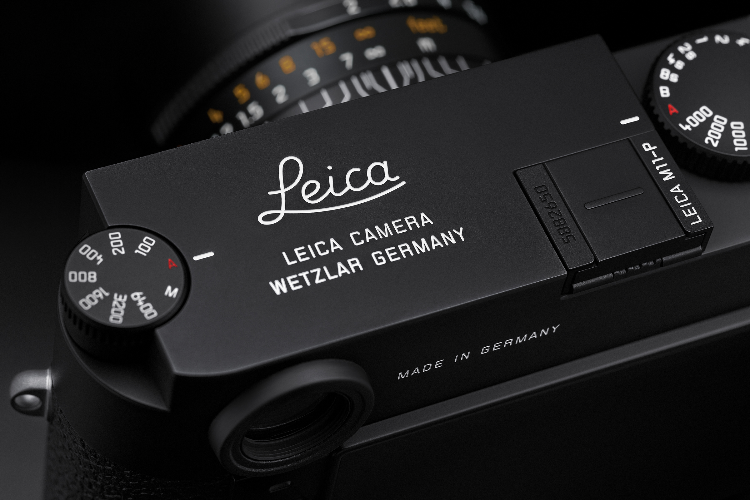 Фото на оригинальность. Leica m10-p. Leica логотип. Leica m11 Monochrom. Leica m11 Special Edition Black Red logo Top.