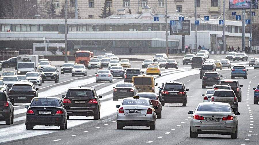 К 2030 году в Москве установят 18 тыс. зарядных станций для электромобилей          