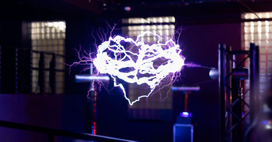 Что будет, если «поженить» инженеров, художников и предпринимателей: история фестиваля креативных технологий «Креатех Фест»