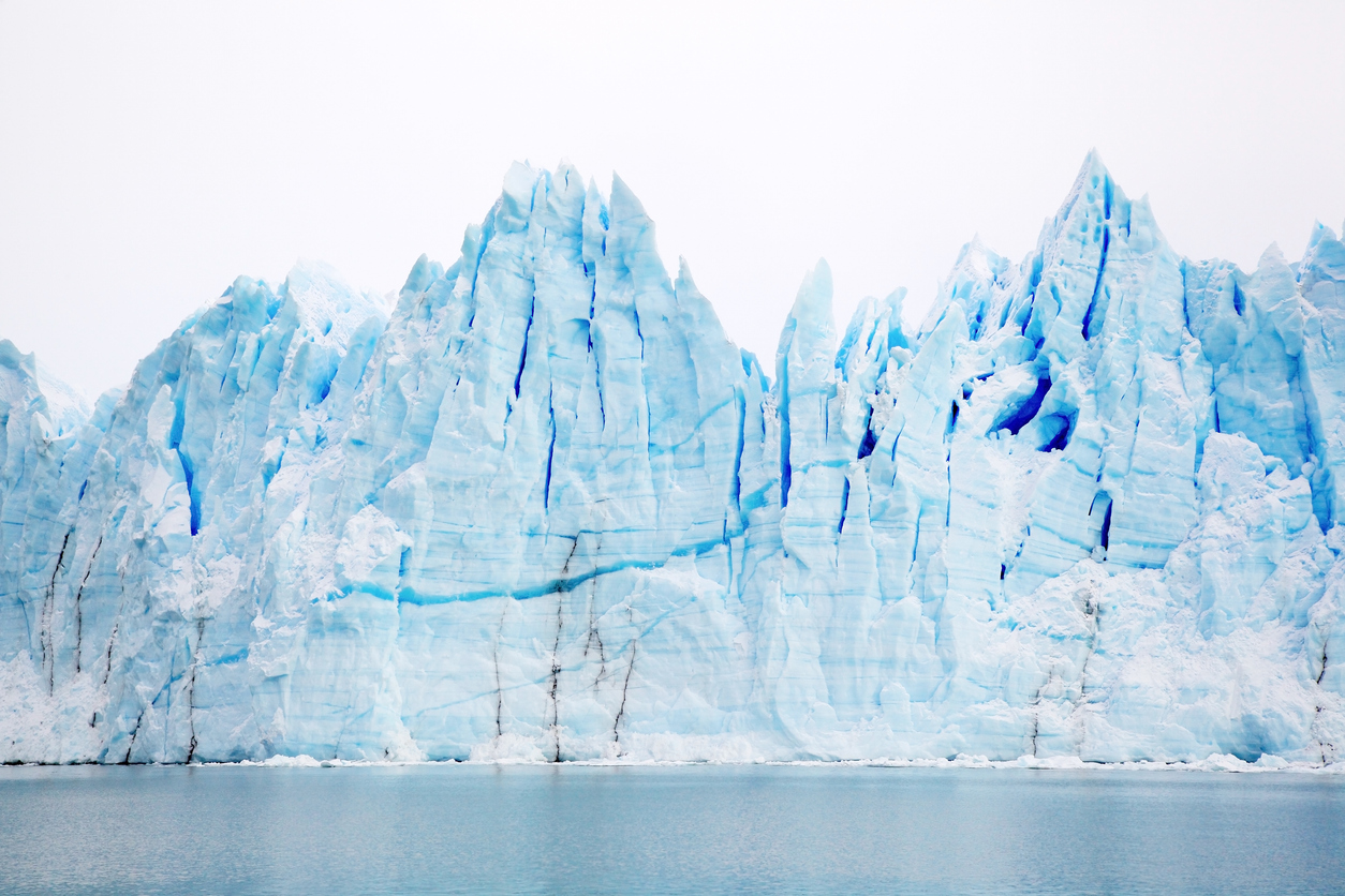 Антарктический ледяной шельф размером с Францию начал подпрыгивать несколько раз в день
