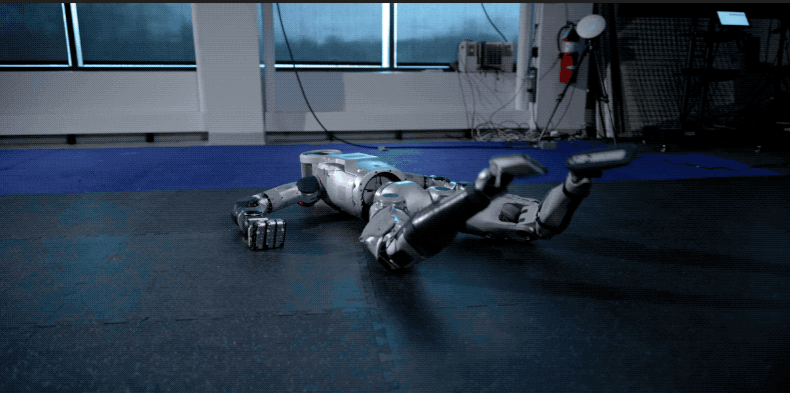 Основатель компании Cruise Кайл Фогт представил стартап, который делает робота-домохозяйку          