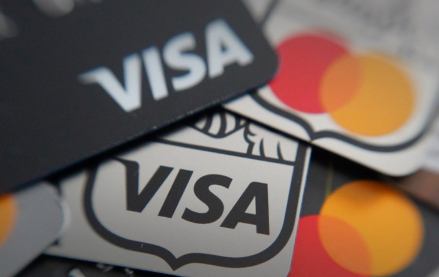 Карты Visa и Mastercard вновь проверяют в ЕС из-за комиссий