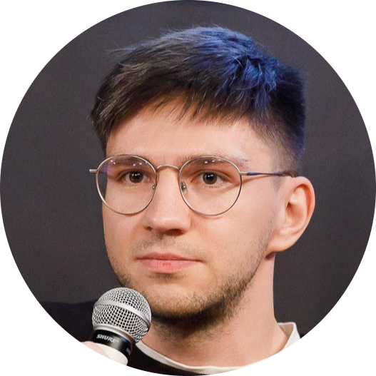 Артем Пономарев