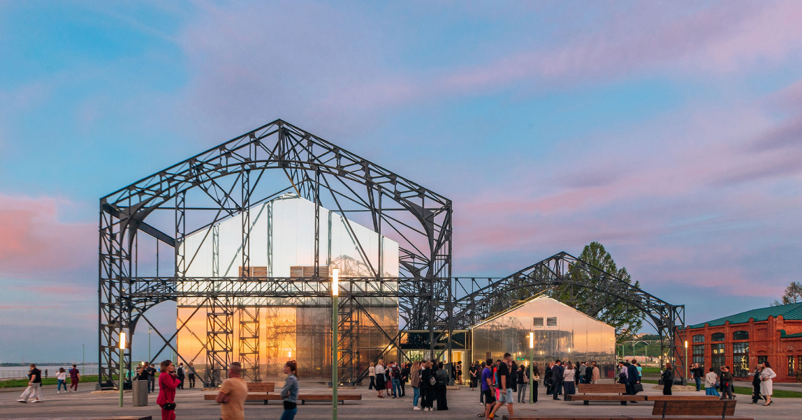 Панельные дискуссии с лидерами креативной индустрии, лекции от ведущих агентств и концерт Monoplay: в Нижнем Новгороде пройдет образовательное шоу «Большая Идея» в рамках «ПАРИ ФЕСТ».