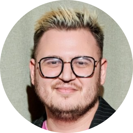 Антон Шокуров