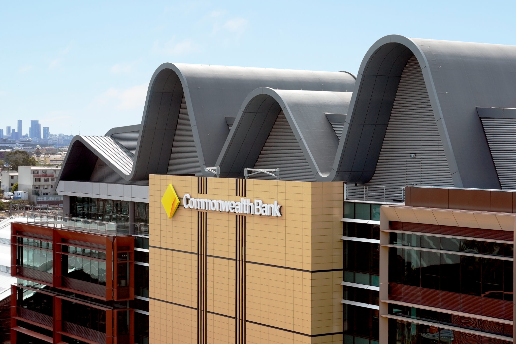 Крупнейший австралийский банк заменил внутреннюю службу техподдержки на ИИ и сэкономил тысячи рабочих часов