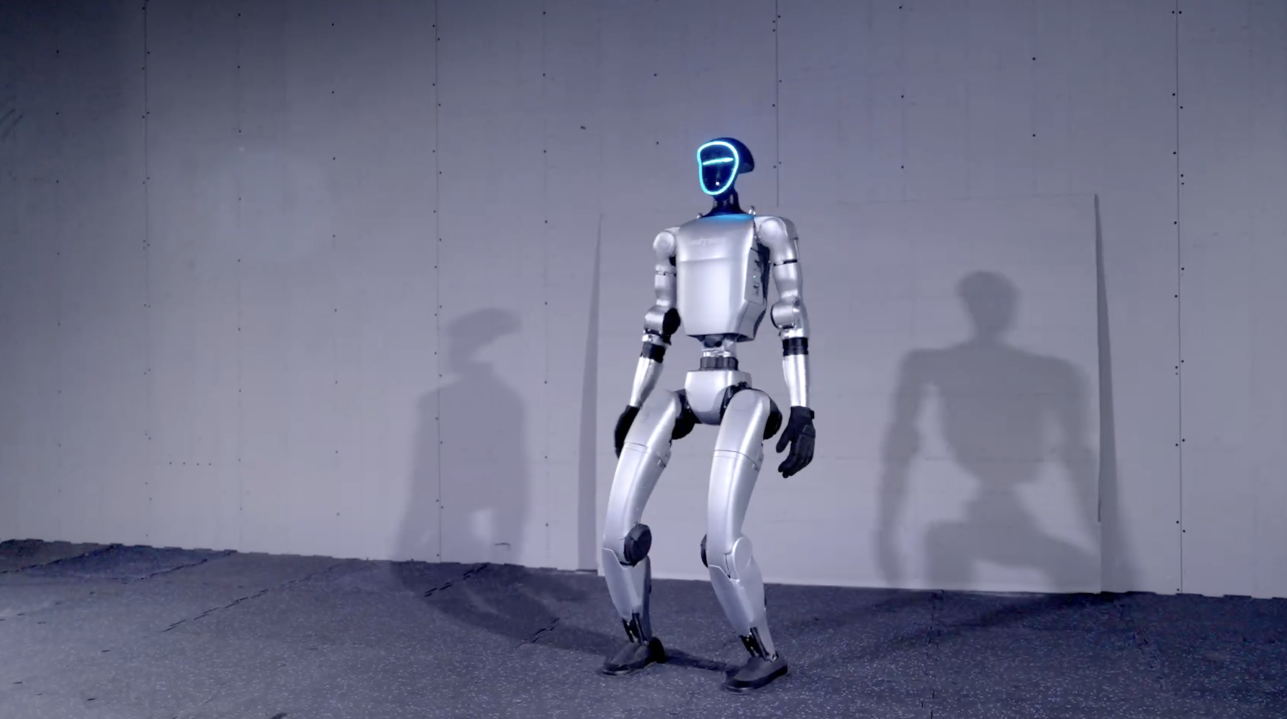 В Китае открылся первый магазин андроидов. Там уже продается более 50 моделей от разных производителей