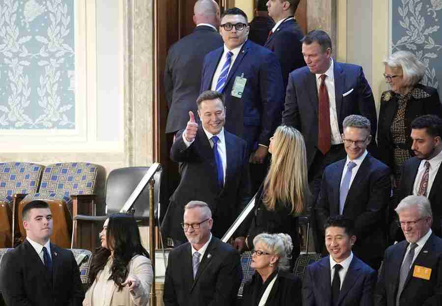 Илон Маск заявил о намерении выпустить ИИ-модель Grok 2 с открытым исходным кодом