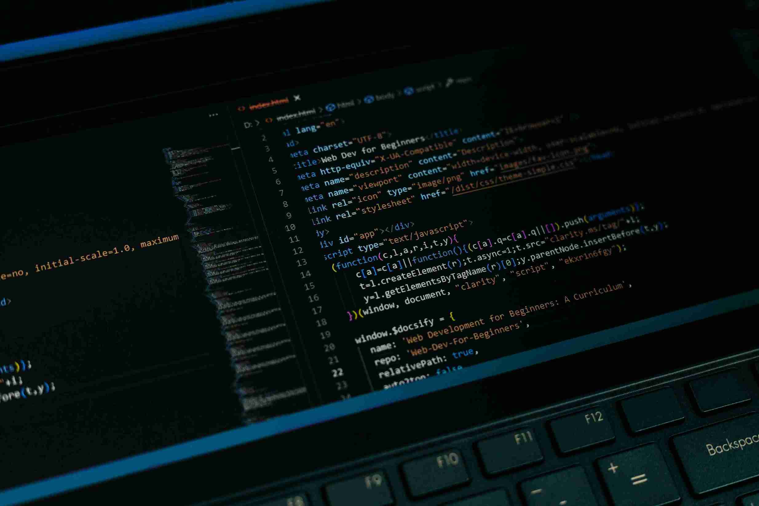 Более половины ИТ-подрядчиков в России имеют низкий уровень кибербезопасности