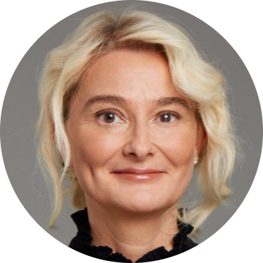 Анна Дычева-Смирнова