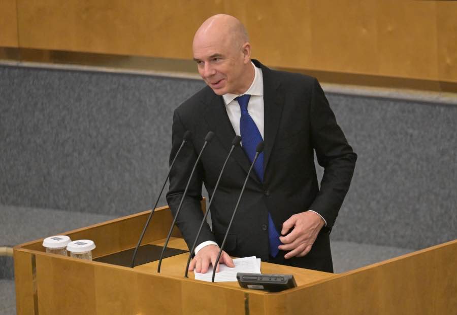 Минфин пообещал рост пенсий и зарплат в российском бюджете на 2026 год