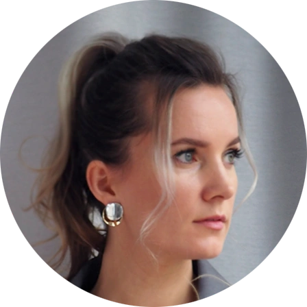 Елена Романова