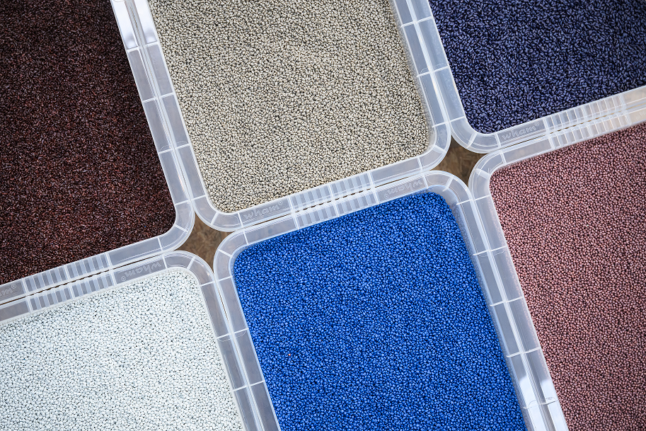 Мы строили, строили и наконец построили: как нацпроект «Новые материалы и химия» помогает строительной отрасли