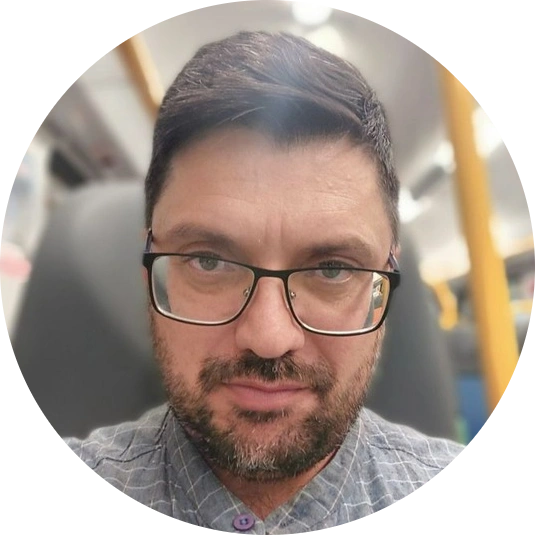 Виталий Романов