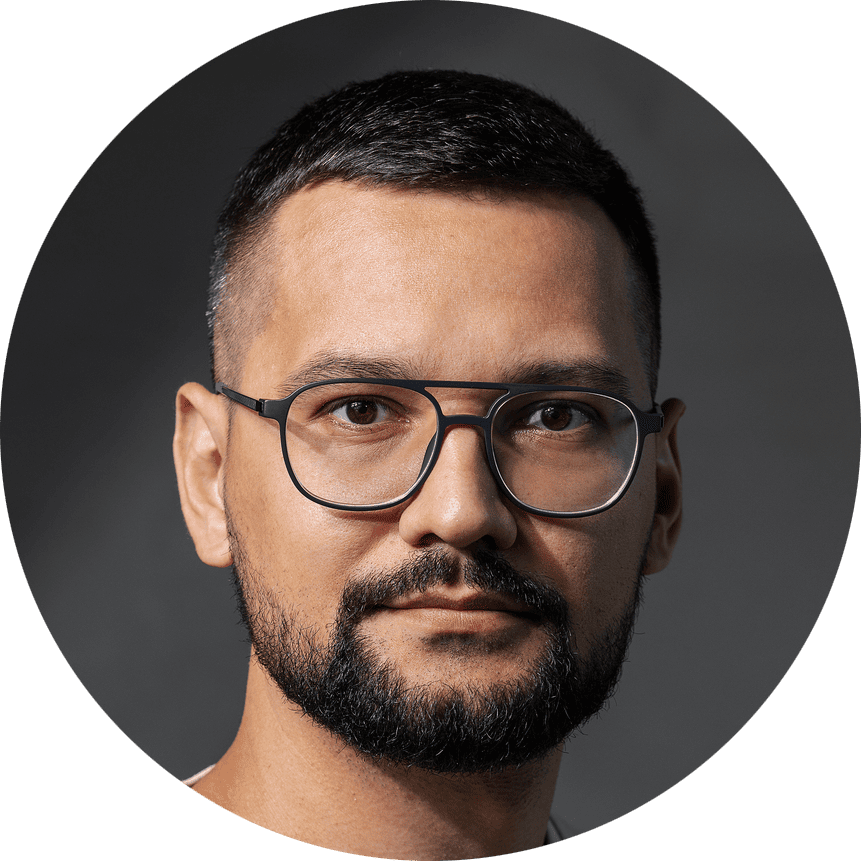 Евгений Голов